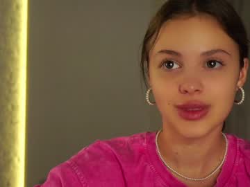 webcam girl a_whole_eternity live cam image #9432190