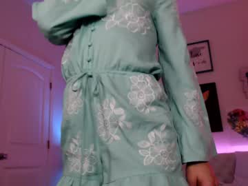 webcam girl holihurricane live cam image #11708661