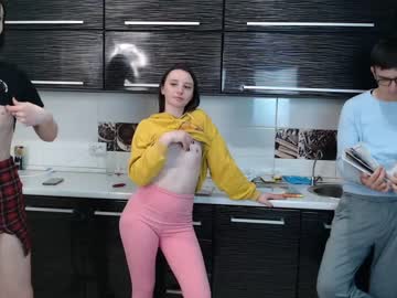 webcam couple renae_tom live cam image #5399153