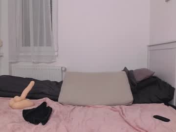 webcam girl princessjasmine_18 live cam image #10395867