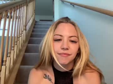 webcam girl sophiaxellen live cam image #3077453
