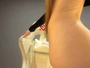 webcam girl mia__amore live cam image #11495424