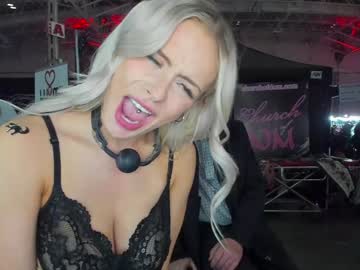 webcam girl oliviaowens live cam image #10807845