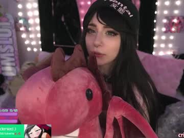 webcam girl crimsonkitten live cam image #12737112