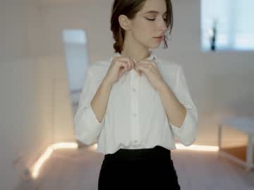 webcam girl silent_chill live cam image #8385737