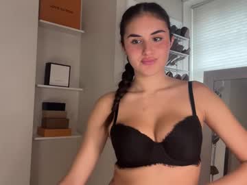 webcam girl itsmellll live cam image #10902571