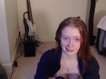 webcam girl dominiquemystique live cam image #7305441