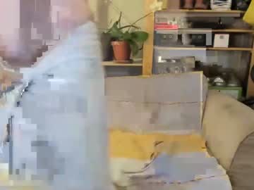 webcam man weird_load live cam image #2781379