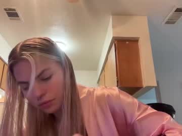 webcam girl cxbraj live cam image #7813885