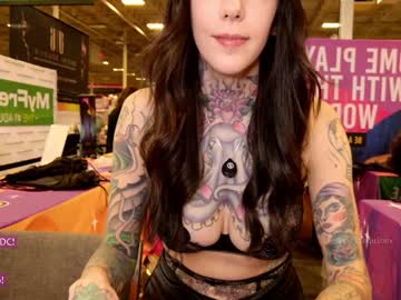 webcam girl harliequinnx live cam image #11249330
