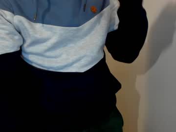 webcam man mewtwo__ live cam image #7850145