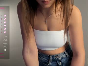 webcam girl brittcubitt live cam image #8753330