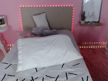 webcam girl little_effy18 live cam image #1571336