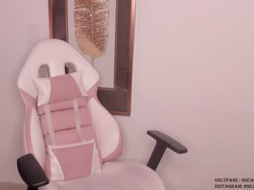 webcam girl scarlett__baker live cam image #8132264