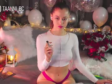 webcam girl taanni_bc live cam image #4835549