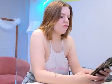 webcam girl lovlybambi live cam image #8223466