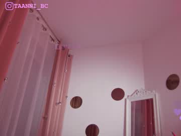 webcam girl taanni_bc live cam image #7594209