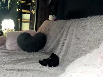 webcam girl bmwm5f90 live cam image #12371954