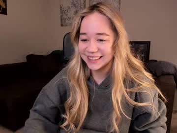 webcam girl kristyspiritedaway live cam image #8108976