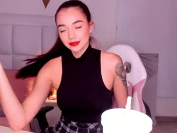 webcam girl scarlett__baker live cam image #730827