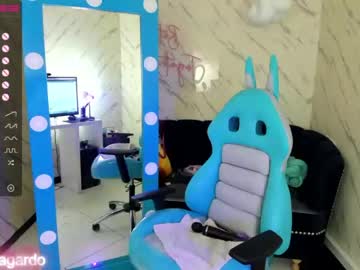 webcam girl sweet_littleee live cam image #2688098