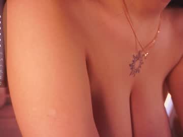 webcam girl anuricbriny live cam image #12935483