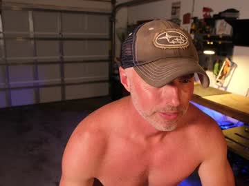 webcam man gearheadmike live cam image #9126882
