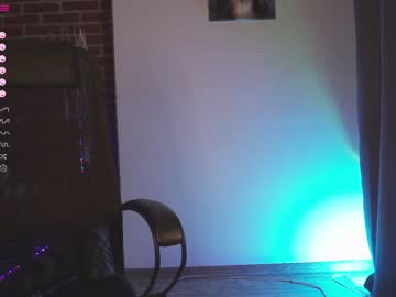 webcam girl yolandabertha live cam image #5989826