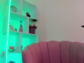 webcam girl nezo_ live cam image #8048069