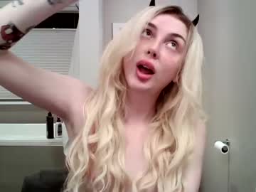 webcam tranny cutiepii3 live cam image #619581