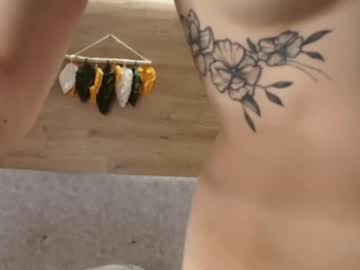 webcam girl caressyourself live cam image #12131749
