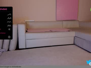 webcam girl hollyextra live cam image #7237785