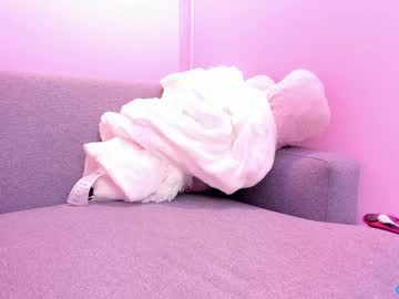 webcam girl little_effy18_ live cam image #12203997
