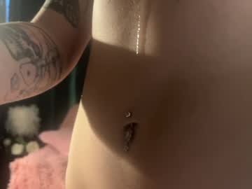 webcam girl bmwm5f90 live cam image #13026482