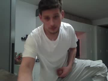 webcam man roberto_twink1 live cam image #11981072