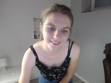 webcam girl lana_heisstt live cam image #641810