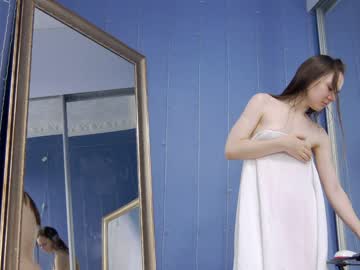 webcam girl kriskras__ live cam image #7053582