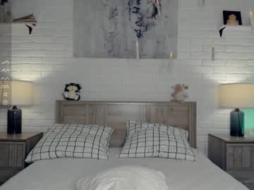 webcam girl riskyproject live cam image #8274040