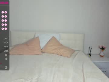 webcam girl cute_caprice live cam image #6617231