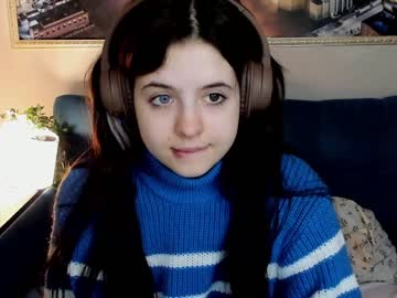 webcam girl nessa_more live cam image #4779205