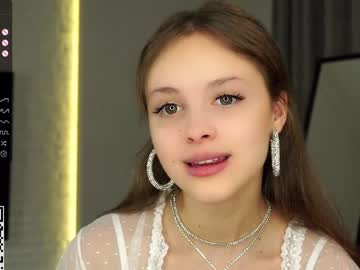 webcam girl a_whole_eternity live cam image #9020488