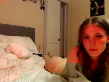 webcam girl emilytaylorxo live cam image #6373449