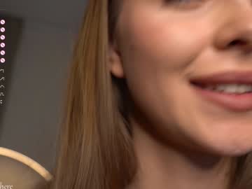 webcam girl kalisa_pearl live cam image #10448890