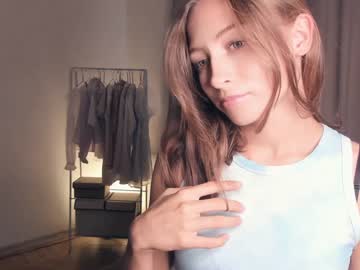 webcam girl wave_of_happy_ live cam image #7436455