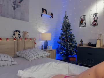 webcam girl riskyproject live cam image #7967902