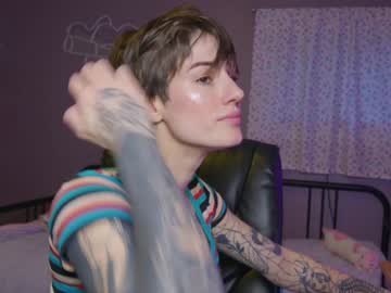 webcam girl aynmarie live cam image #12812573