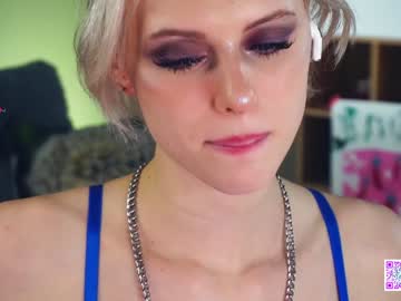 webcam girl audreycarvin live cam image #10663104