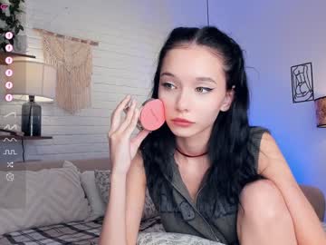 webcam girl riskyproject live cam image #10385227