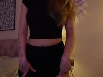 webcam girl sarasuo live cam image #9864218