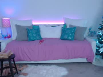 webcam girl holihurricane live cam image #954646